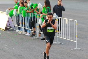 BIB: 1395
                            <button type="button" onclick="openModal(3531054)" class="btn btn-primary btn-sm float-right btn-popup" data-toggle="modal" data-target=".modal-high-quality">
                        <i class="fas fa-shopping-cart"></i> Add to Cart
                    </button>
                                            <button type="button" onclick="isThisMe(3531054, true)" class="btn btn-success btn-sm float-right btn-popup btn-isme hidden" data-toggle="tooltip" data-placement="bottom" title="นี่คือรูปของคุณใช่ไหม คลิกที่นี่เพื่อเอาเข้าอัลบั้ม">
                        <i class="fas fa-plus"></i> Add to album
                    </button>
                    <button type="button" onclick="isThisMe(3531054, false)" class="btn btn-warning btn-sm float-right btn-popup btn-isnotme hidden">
                        <i class="fas fa-ban"></i> Remove from album
                    </button>